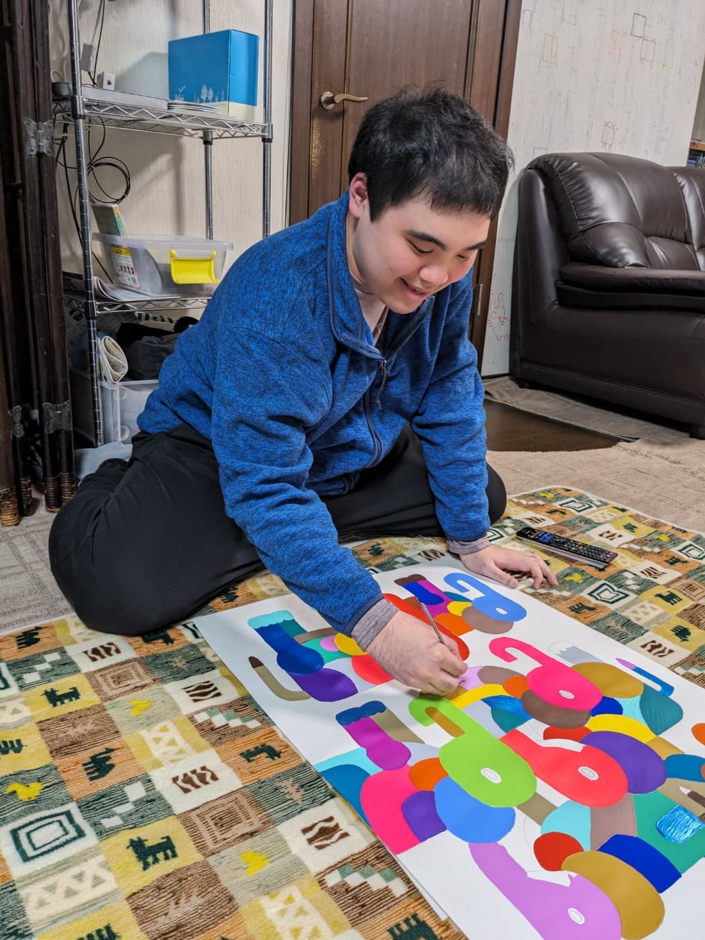 制作中の奥山優